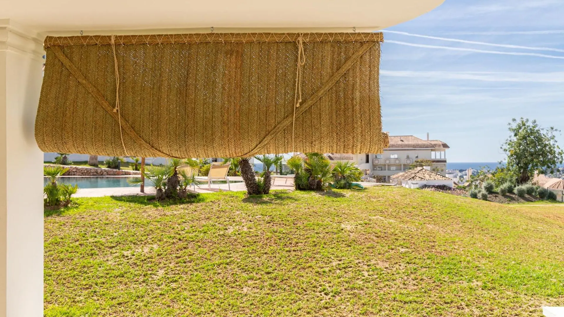 Luxury Apt Private Patio Aloha Marbella By Aora Stay 公寓